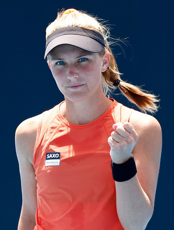 比赛视频直播-甫一订婚便双双突围，他们把澳网变成爱情的见证场|杰森·库伯勒|麦迪森·英格利斯|资格赛|首轮|澳网资格赛_新浪体育_新浪新闻